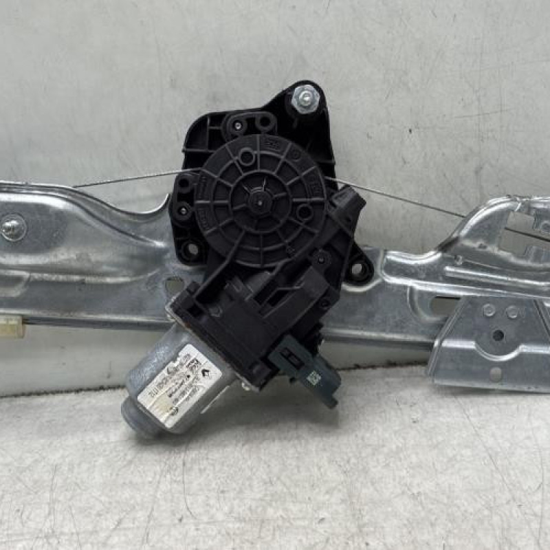 Leve vitre electrique arriere gauche RENAULT MEGANE 4 Photo n°1