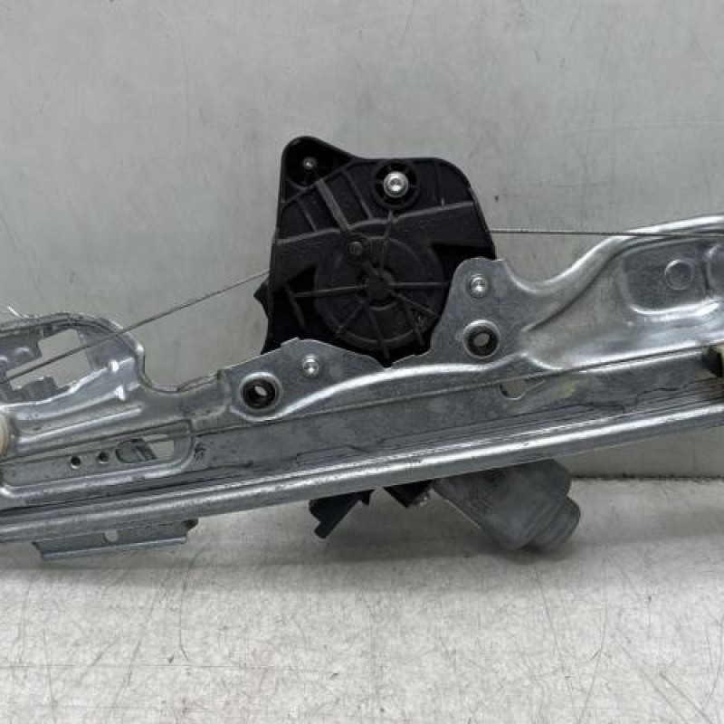 Leve vitre electrique arriere gauche RENAULT MEGANE 4 Photo n°4