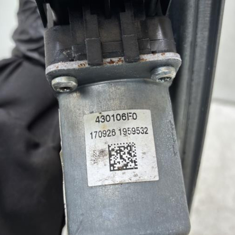 Leve vitre electrique arriere gauche RENAULT MEGANE 4 Photo n°9