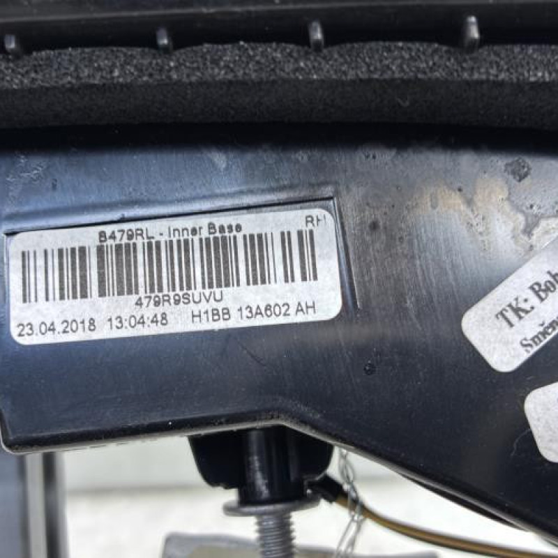 Feu arriere secondaire droit (feux) FORD FIESTA 7 Photo n°4