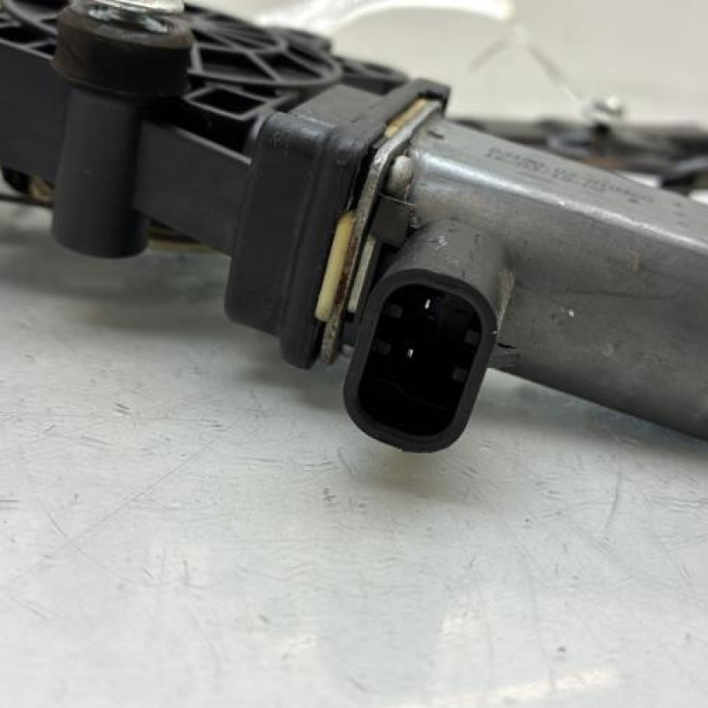 Leve vitre electrique avant gauche FIAT 500 2 Photo n°5