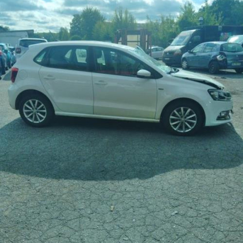 Poignee porte avant droit VOLKSWAGEN POLO 5 Photo n°9