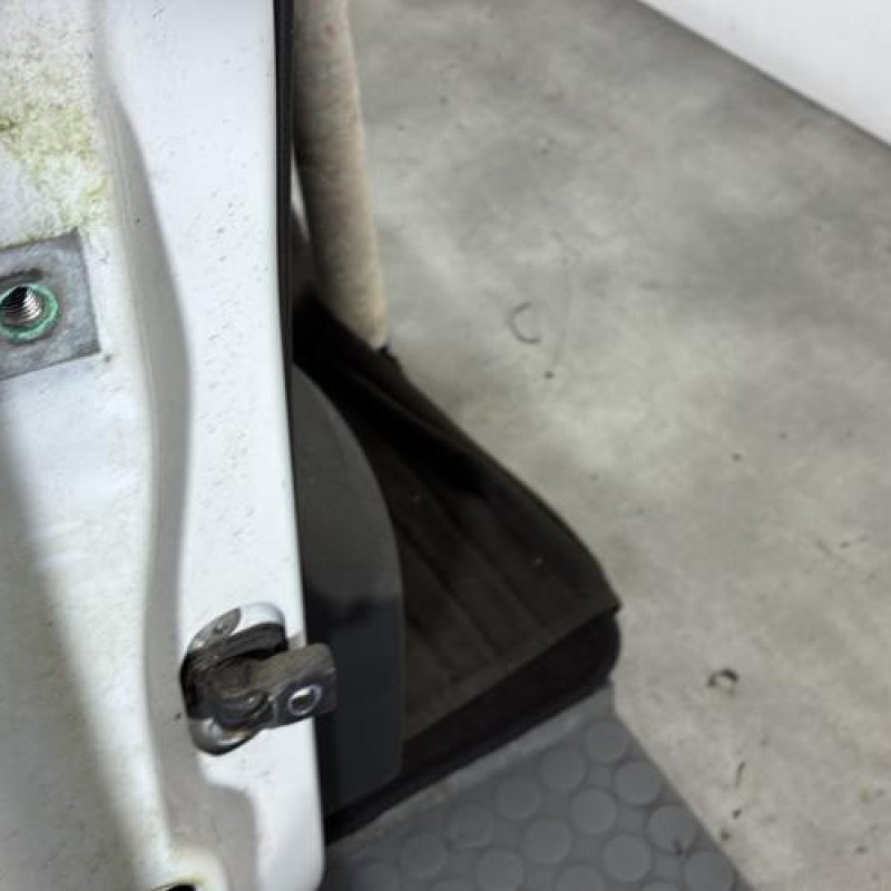 Porte avant droit VOLKSWAGEN POLO 5 Photo n°4