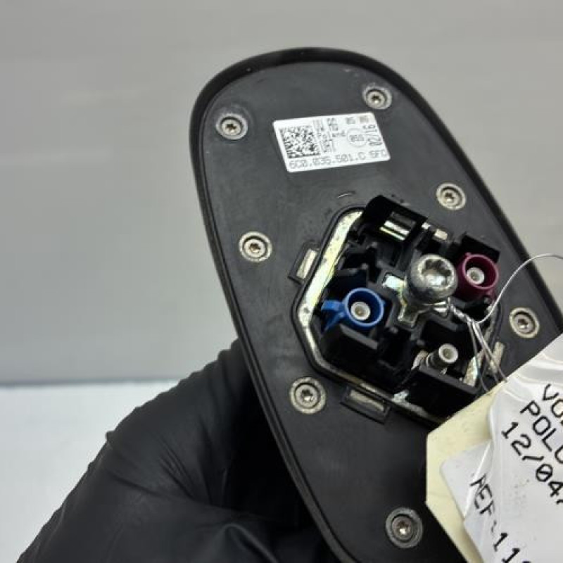 Antenne VOLKSWAGEN POLO 5 Photo n°2
