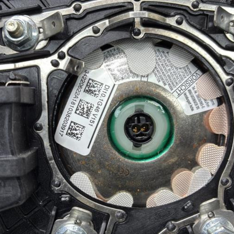 Air bag conducteur FORD FIESTA 7 Photo n°3