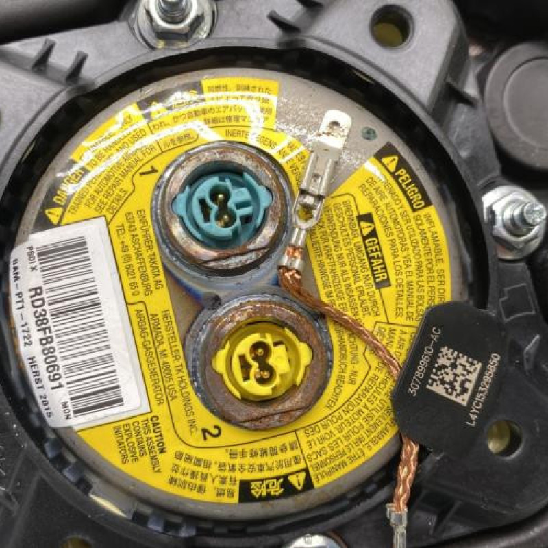 Air bag conducteur MERCEDES CLASSE A 176 Photo n°4