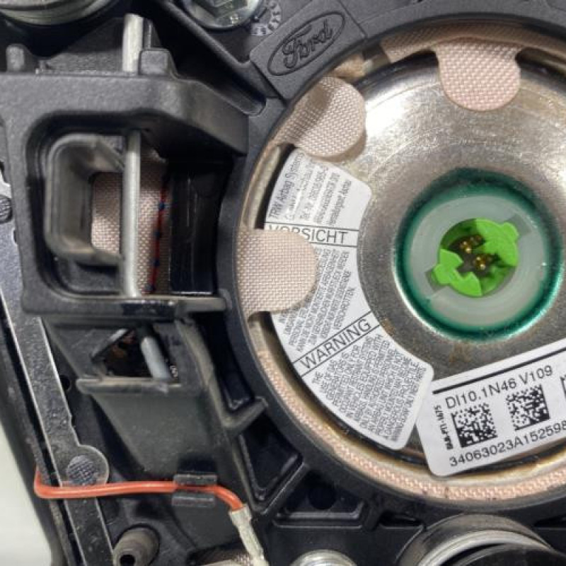 Air bag conducteur FORD KUGA 2 Photo n°3