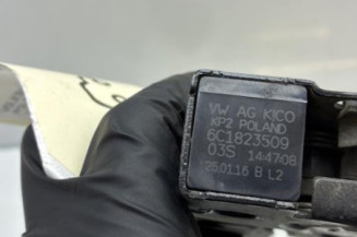 Fermeture de capot VOLKSWAGEN POLO 5