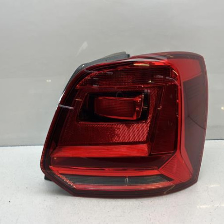 Feu arriere principal droit (feux) VOLKSWAGEN POLO 5 Photo n°1