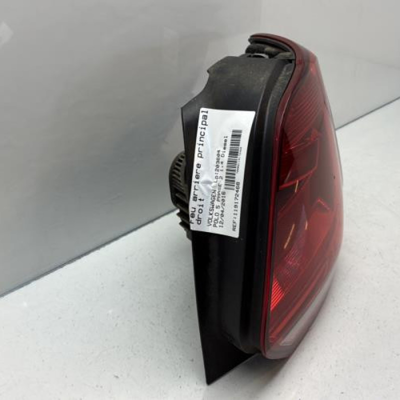Feu arriere principal droit (feux) VOLKSWAGEN POLO 5 Photo n°3