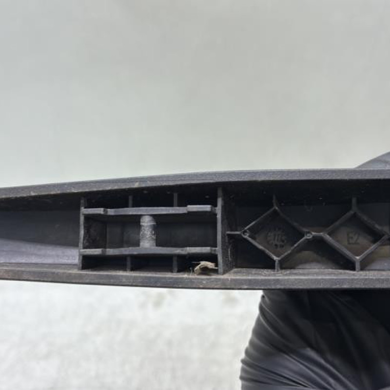 Bras essuie glace arriere FORD FIESTA 7 Photo n°3