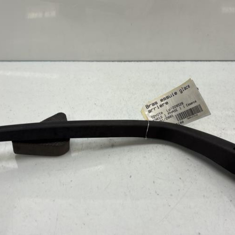 Bras essuie glace arriere TOYOTA YARIS 1 Photo n°1