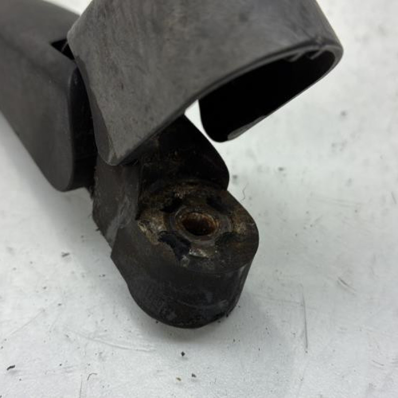 Bras essuie glace arriere TOYOTA YARIS 1 Photo n°2