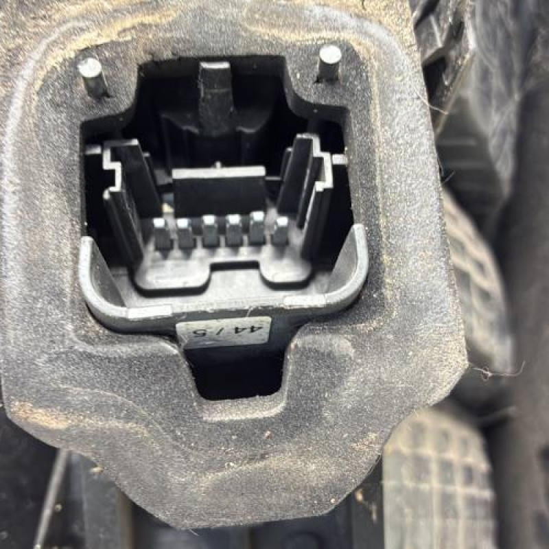 Feu arriere principal droit (feux) RENAULT SCENIC 2 Photo n°3