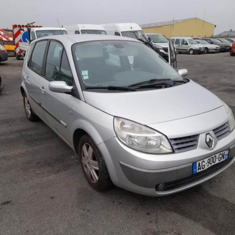 Feu arriere principal droit (feux) RENAULT SCENIC 2 Photo n°6