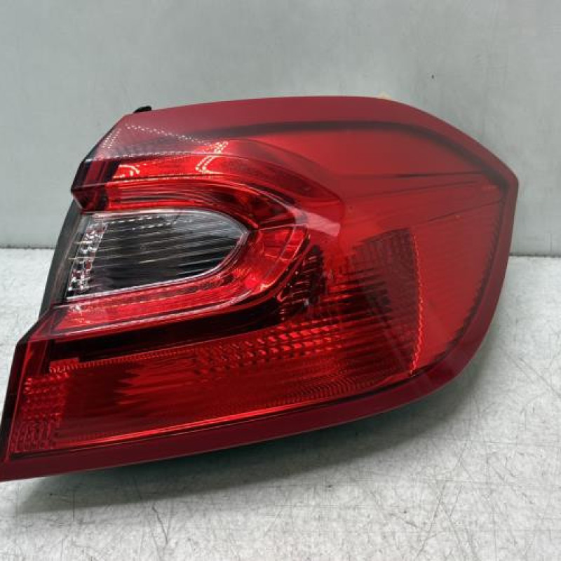 Feu arriere principal droit (feux) FORD FIESTA 7 Photo n°1