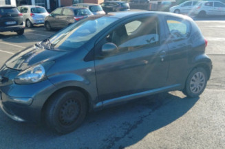 TOYOTA AYGO 1 PHASE 1 1.0i - 12V