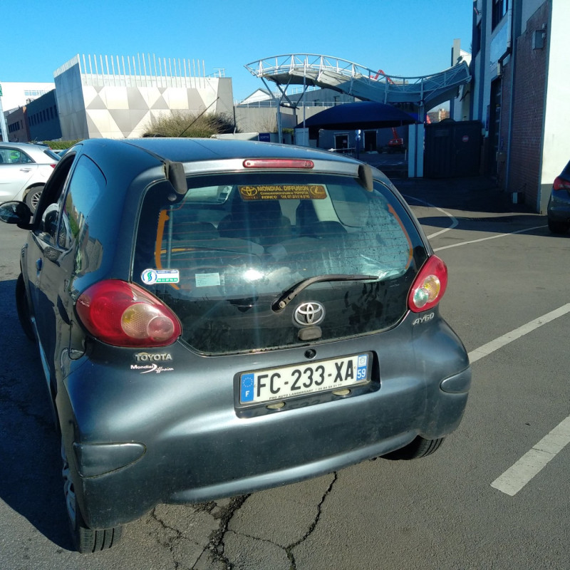 TOYOTA AYGO 1 PHASE 1 1.0i - 12V Photo n°4