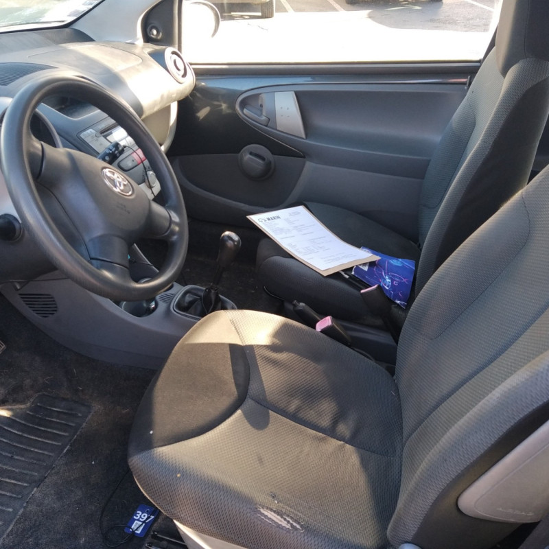 TOYOTA AYGO 1 PHASE 1 1.0i - 12V Photo n°5