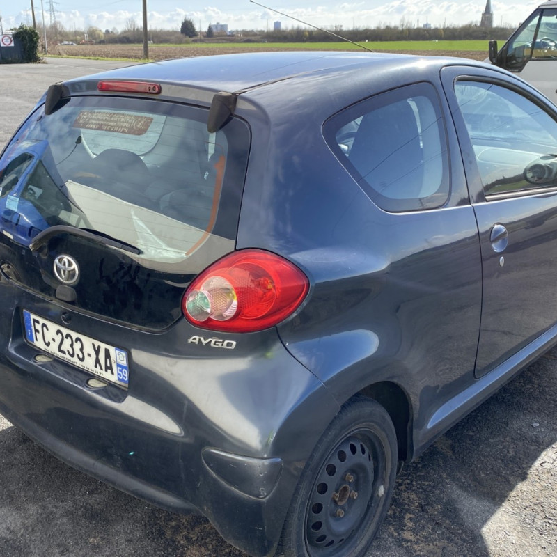 TOYOTA AYGO 1 PHASE 1 1.0i - 12V Photo n°13