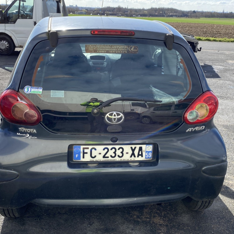 TOYOTA AYGO 1 PHASE 1 1.0i - 12V Photo n°15
