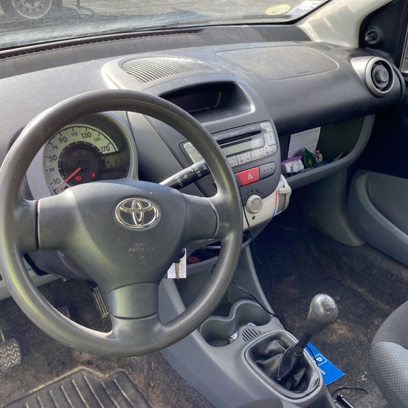 TOYOTA AYGO 1 PHASE 1 1.0i - 12V Photo n°24