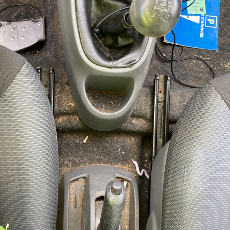 TOYOTA AYGO 1 PHASE 1 1.0i - 12V Photo n°28