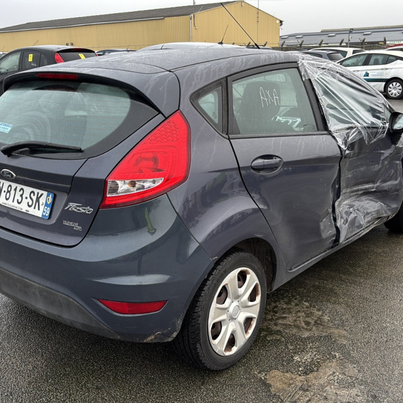 FORD FIESTA 6 PHASE 1 1.25i - 16V Photo n°3
