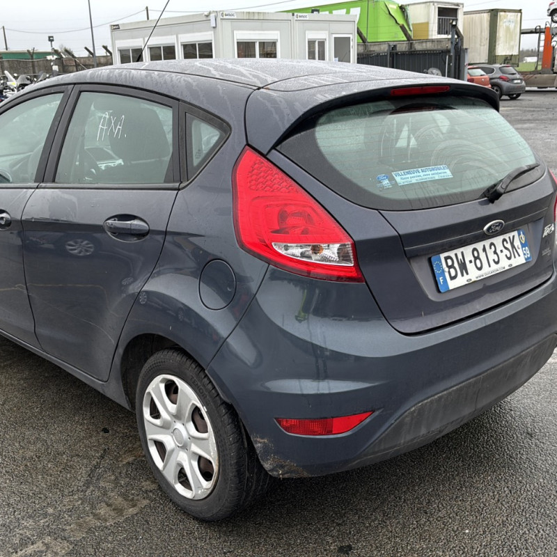FORD FIESTA 6 PHASE 1 1.25i - 16V Photo n°4