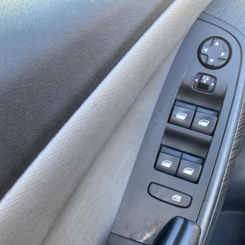 CITROEN C4 PICASSO 2 PHASE 1 1.6 HDI - 8V TURBO Photo n°5