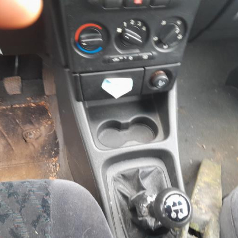 Optique avant principal droit (feux)(phare) OPEL ZAFIRA A Photo n°12