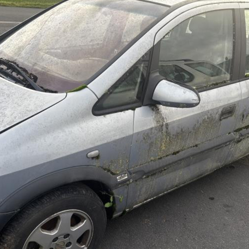 Optique avant principal droit (feux)(phare) OPEL ZAFIRA A Photo n°16