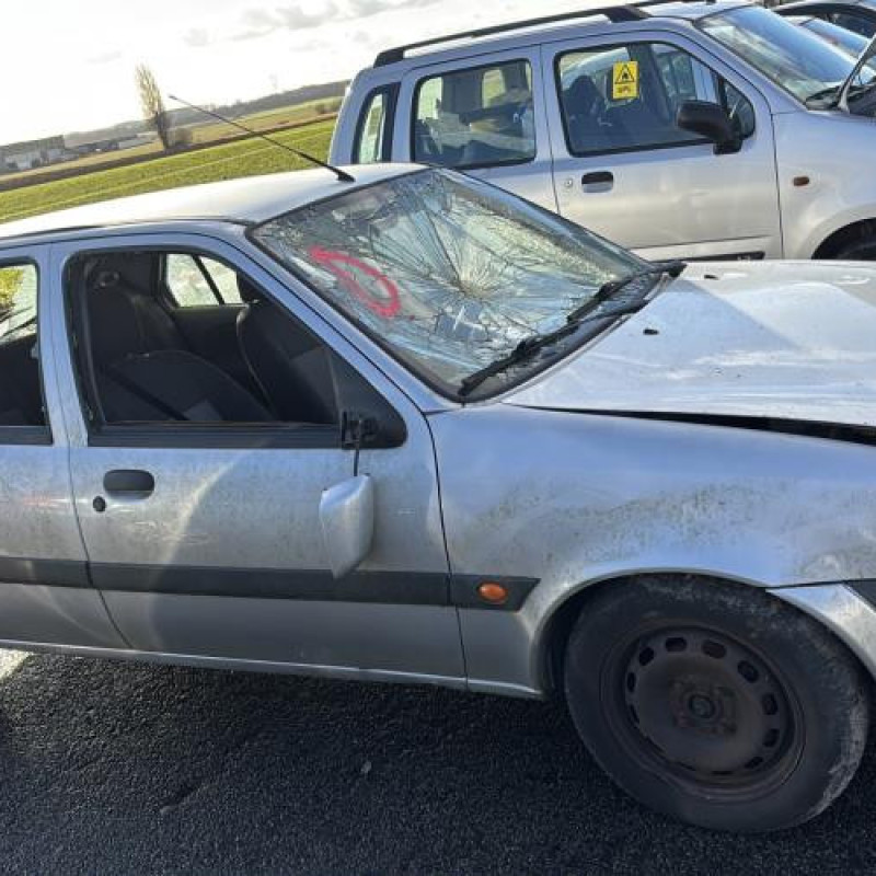 Leve vitre electrique avant droit FORD FIESTA 4 Photo n°8