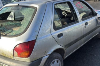 Leve vitre electrique avant droit FORD FIESTA 4