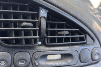 Leve vitre electrique avant droit FORD FIESTA 4