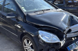 Feu arriere secondaire gauche (feux) MERCEDES CLASSE B 245