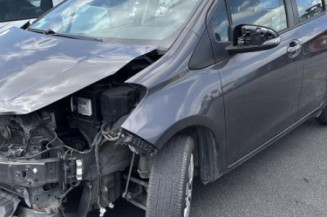 Glace retroviseur gauche TOYOTA YARIS 3