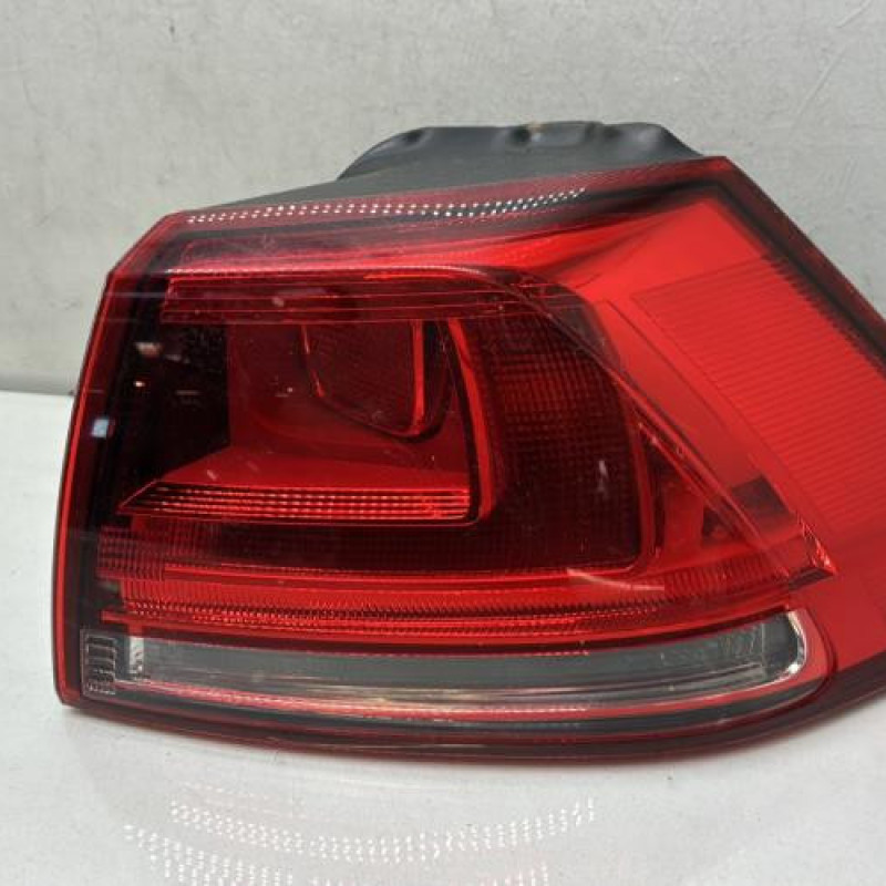 Feu arriere principal droit (feux) VOLKSWAGEN GOLF 7 Photo n°1