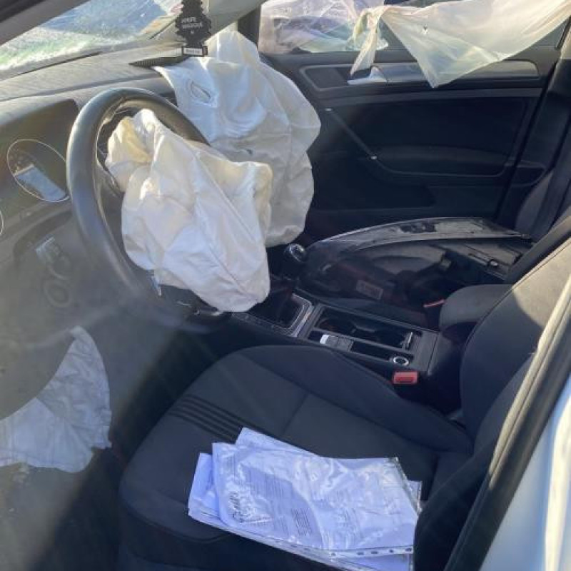 Feu arriere principal droit (feux) VOLKSWAGEN GOLF 7 Photo n°10