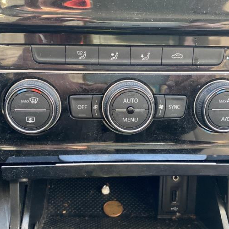 Feu arriere principal droit (feux) VOLKSWAGEN GOLF 7 Photo n°11