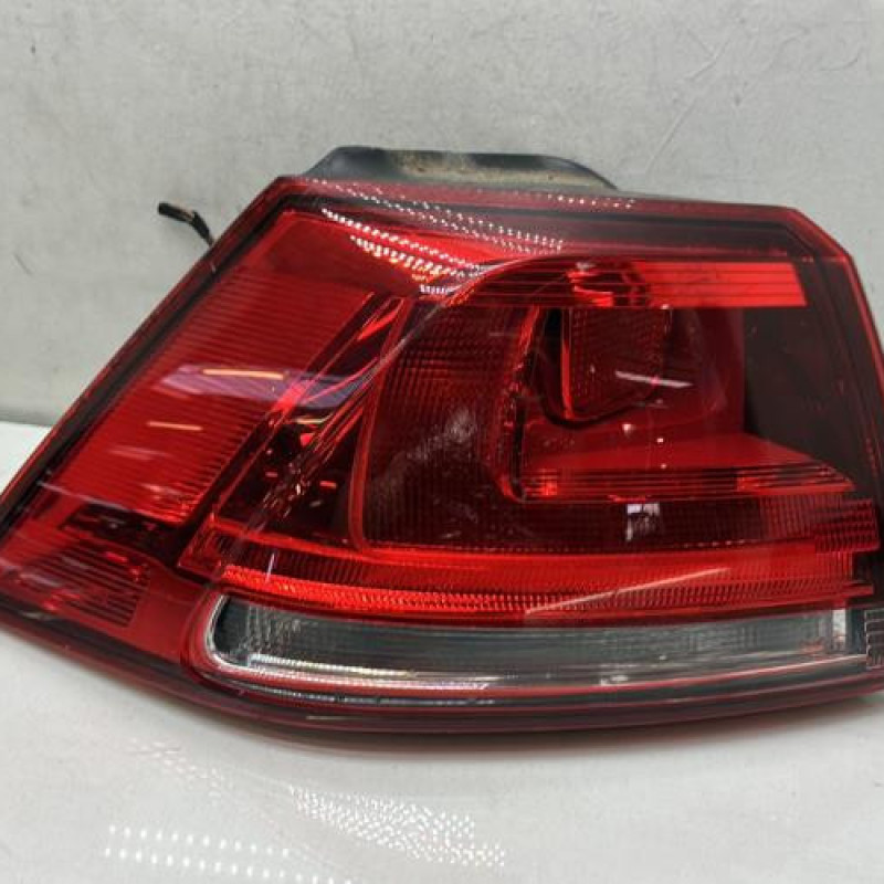 Feu arriere principal droit (feux) VOLKSWAGEN GOLF 7 Photo n°1