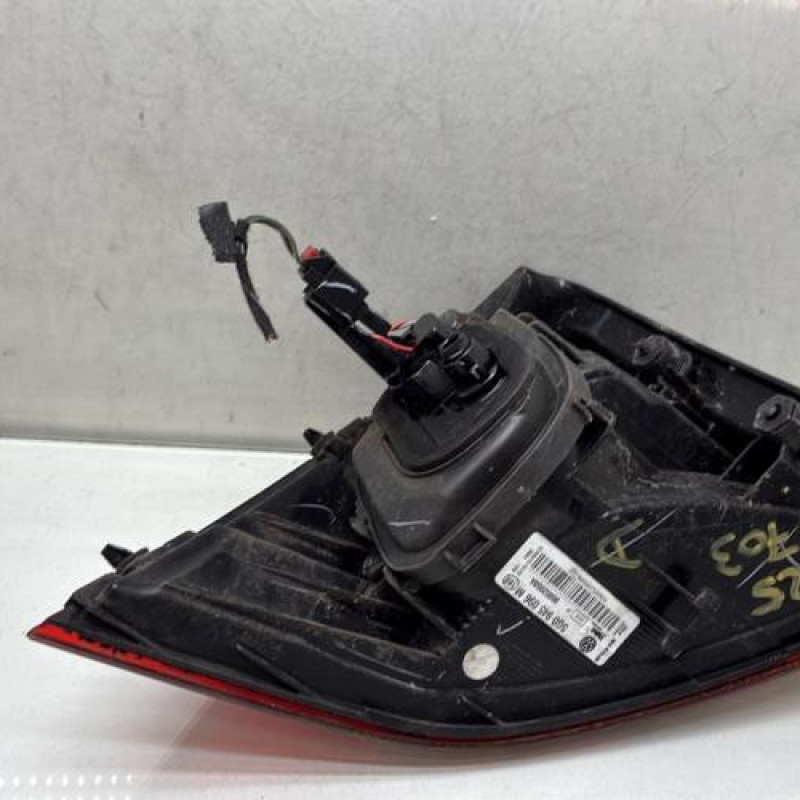 Feu arriere principal gauche (feux) VOLKSWAGEN GOLF 7 Photo n°4