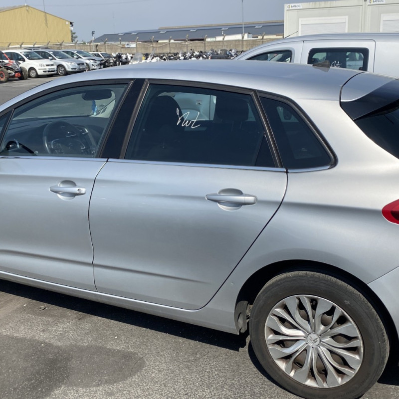 CITROEN C4 2 PHASE 1 1.6 HDI - 8V TURBO Photo n°8