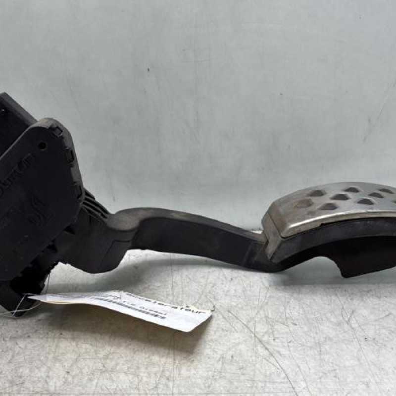 Pedale d'accelerateur OPEL CORSA D Photo n°2