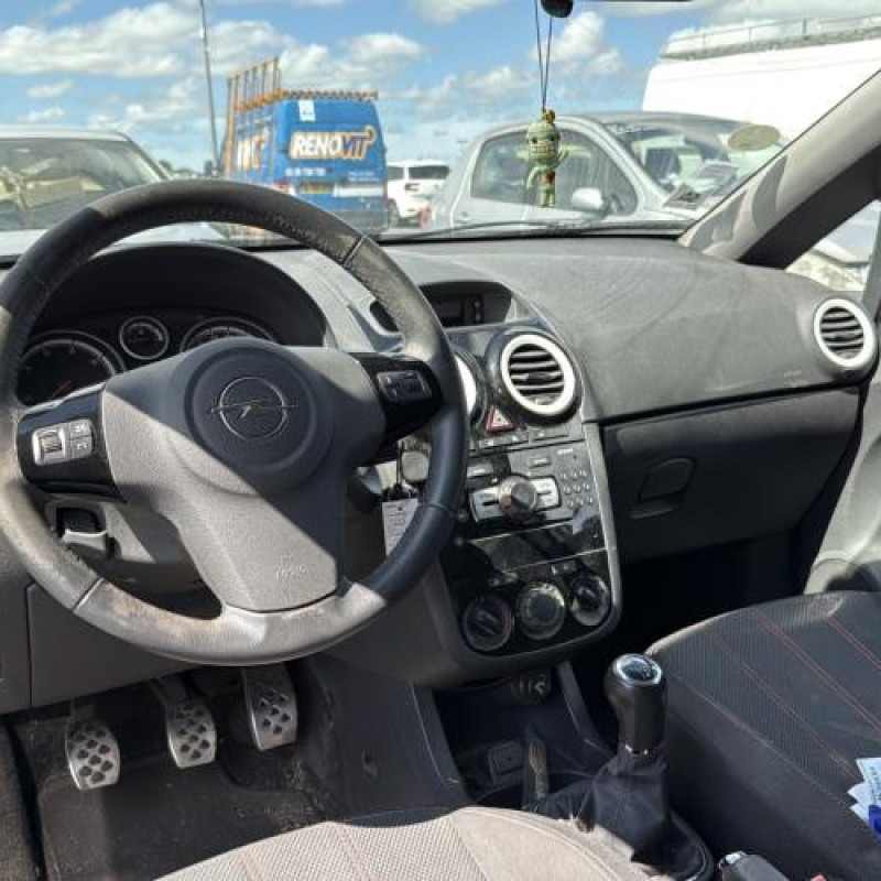 Pedale d'accelerateur OPEL CORSA D Photo n°17