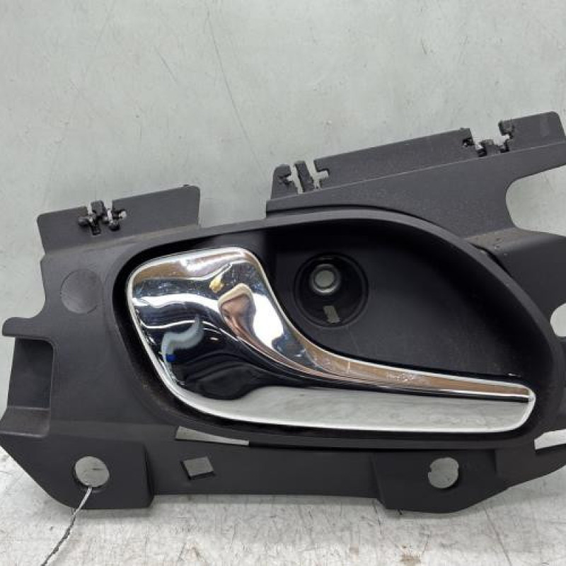 Poignee interieur arriere gauche OPEL CORSA D Photo n°1