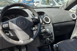 Poignee interieur arriere gauche OPEL CORSA D