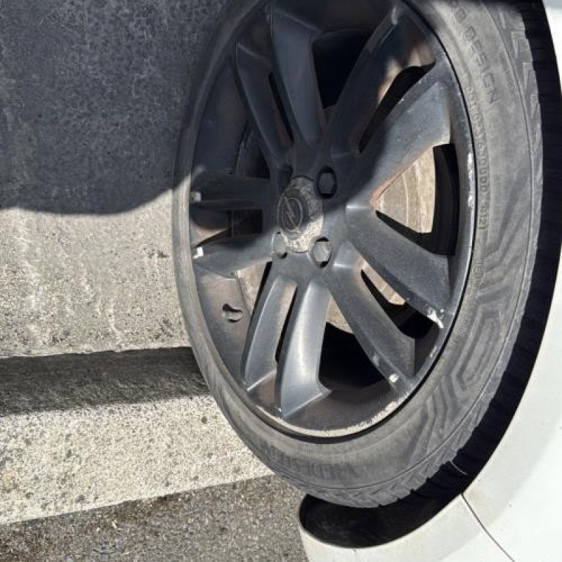 Poignee interieur arriere gauche OPEL CORSA D Photo n°19