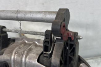 Poignee porte arriere droit OPEL MERIVA A