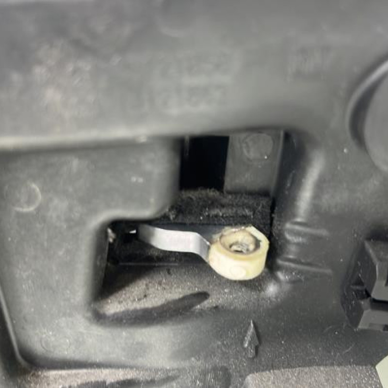 Poignee interieur avant gauche OPEL MERIVA A Photo n°3